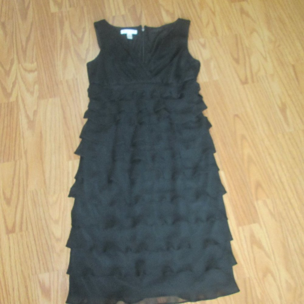 London Times size 6P Ruffles ruffles ruffles black dress